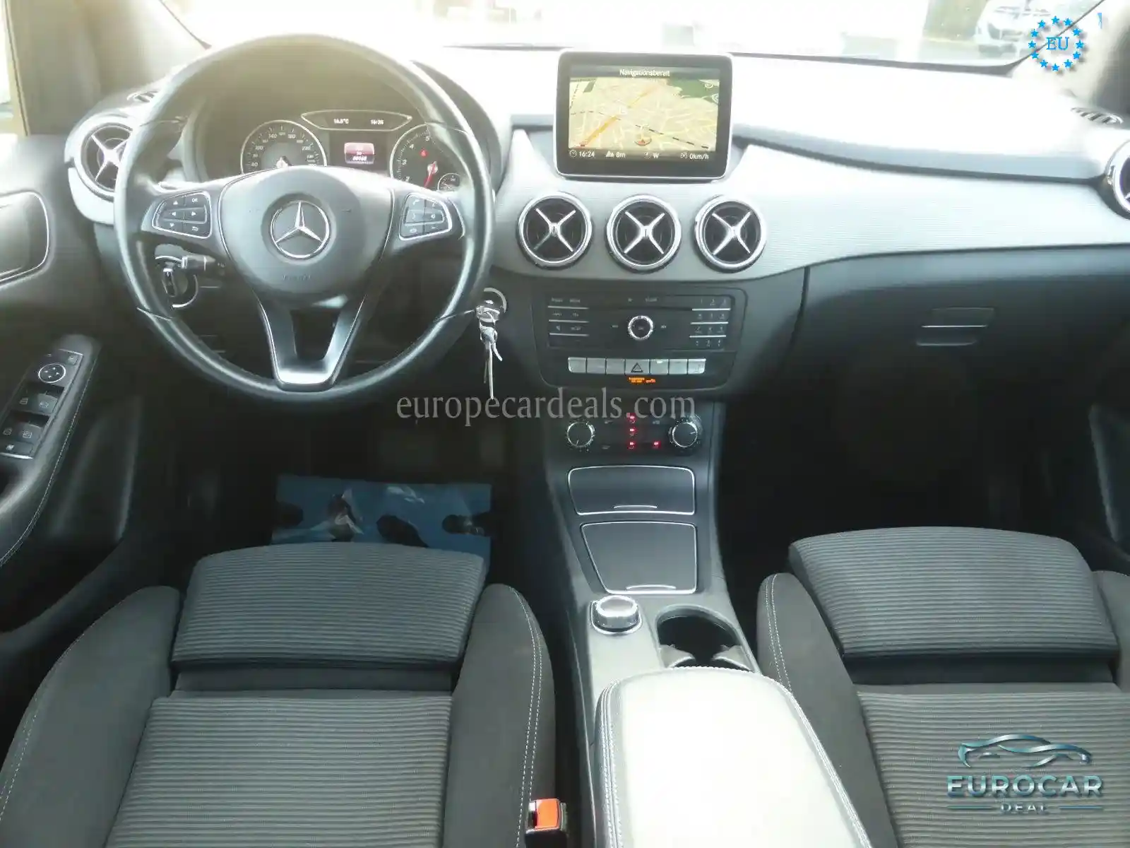 Mercedes-Benz B 180