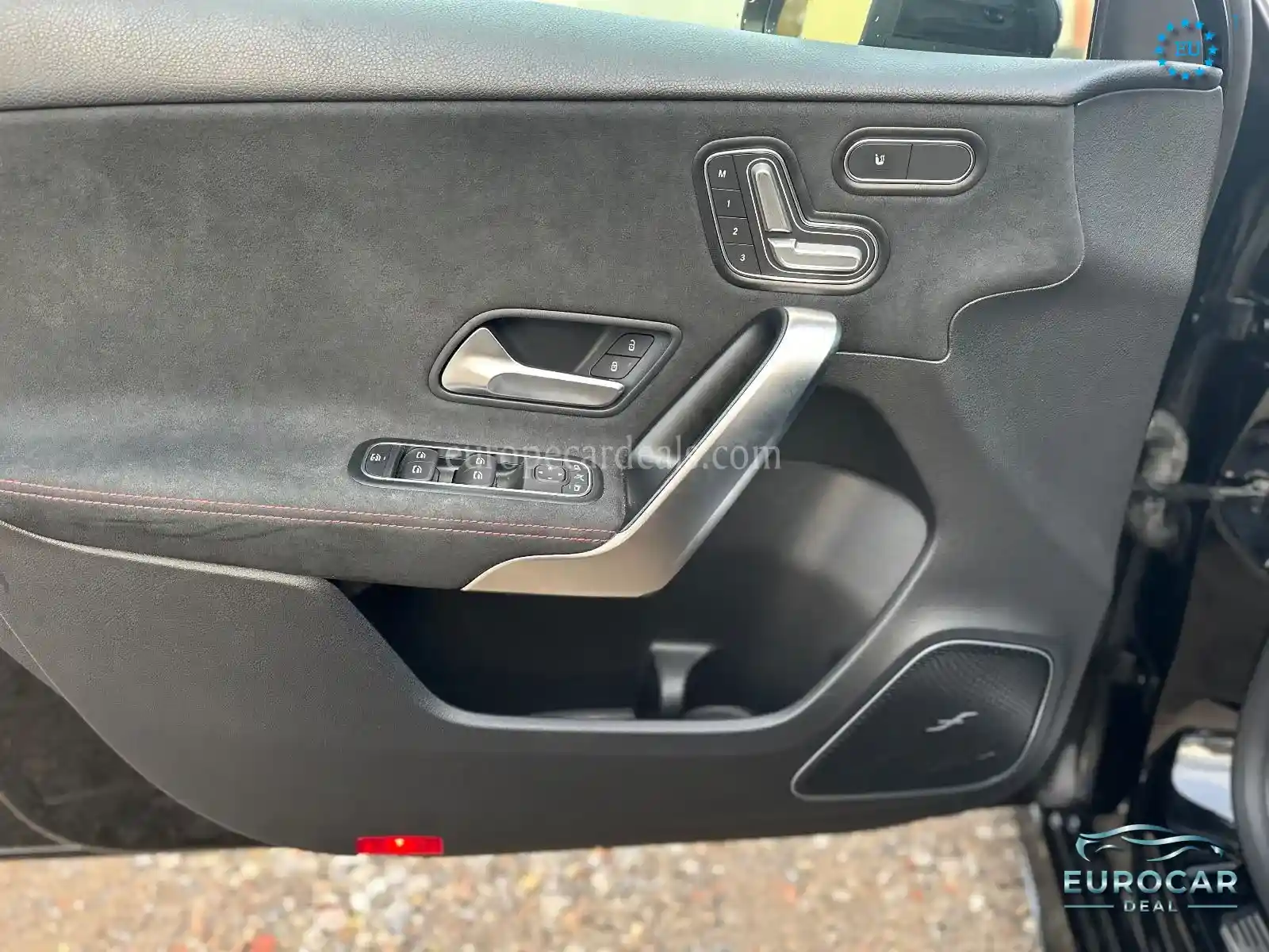 Mercedes-Benz A 220