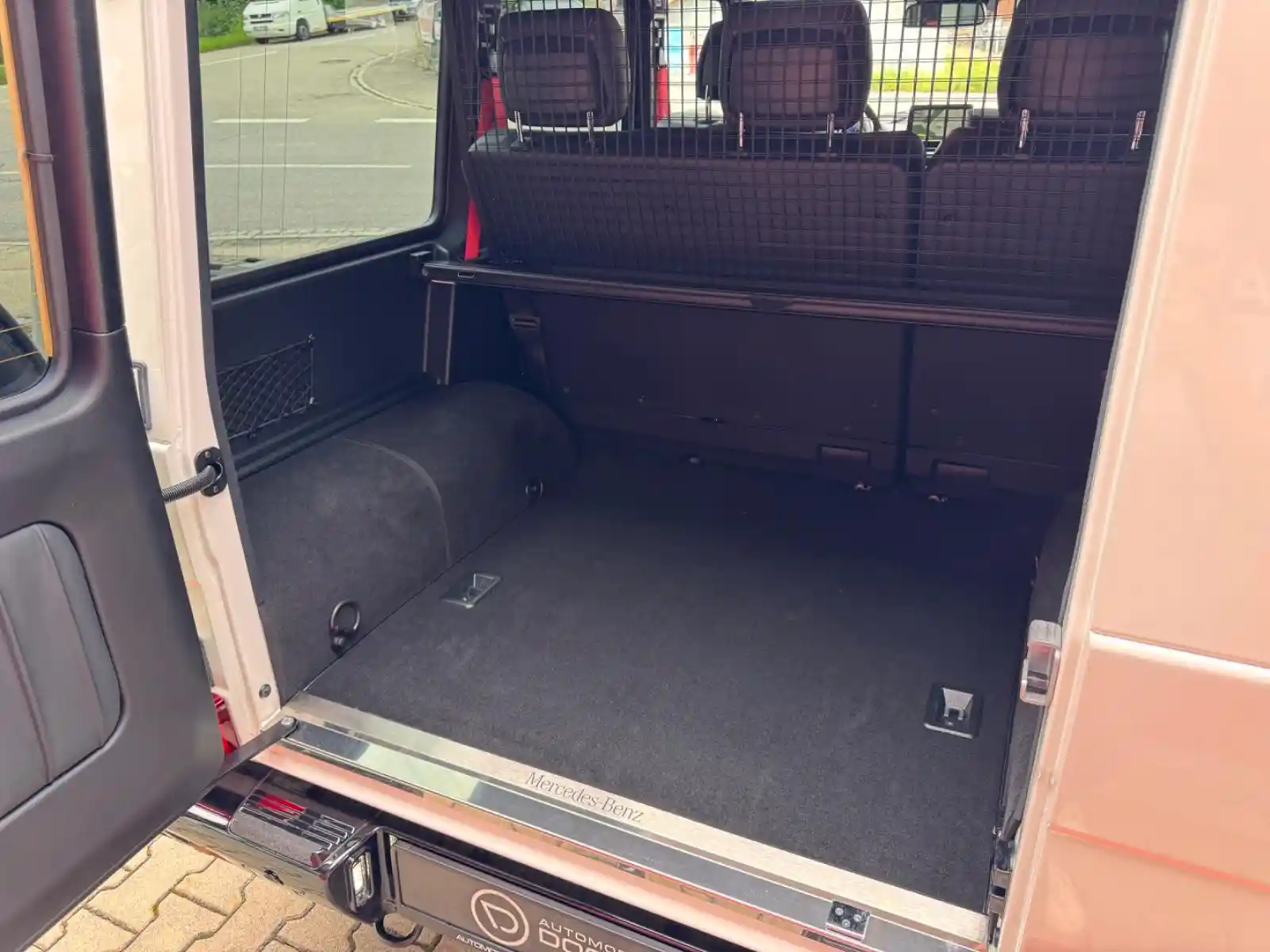 Mercedes-Benz G 500