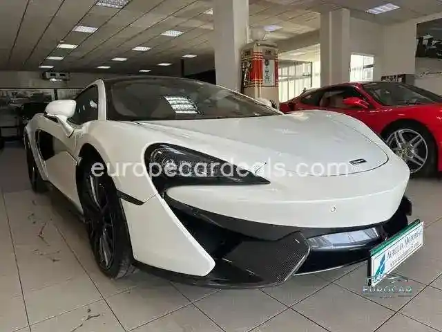 McLaren 570GT