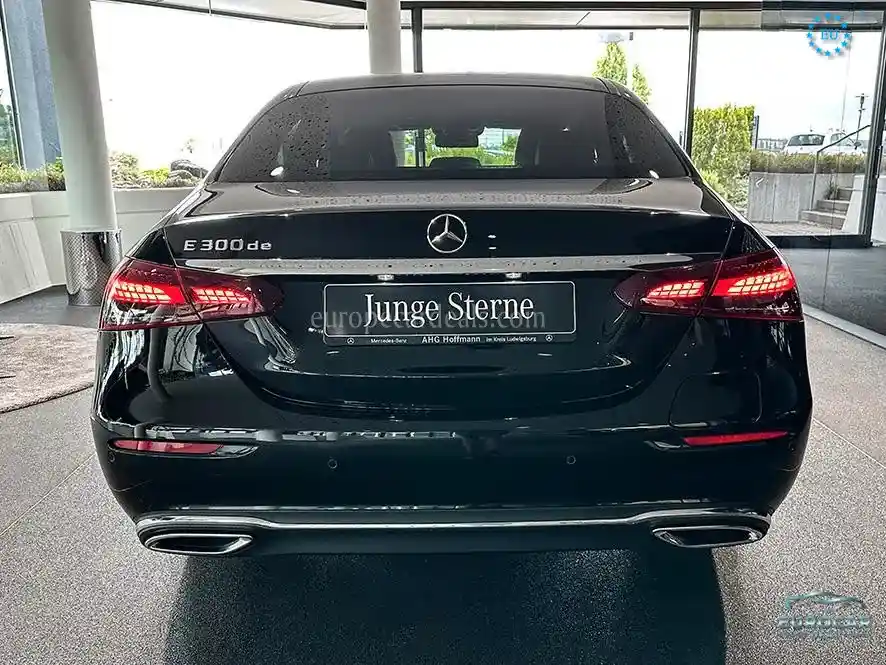 Mercedes-Benz E 300