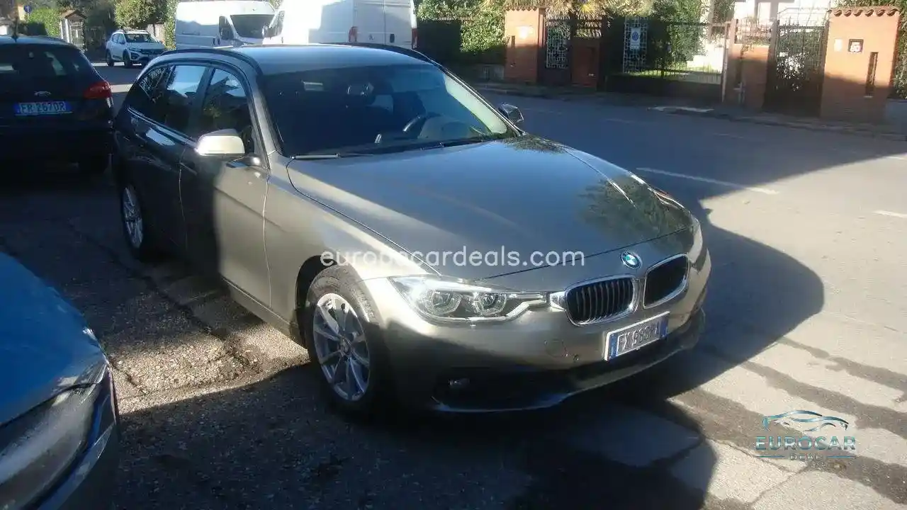 BMW 320