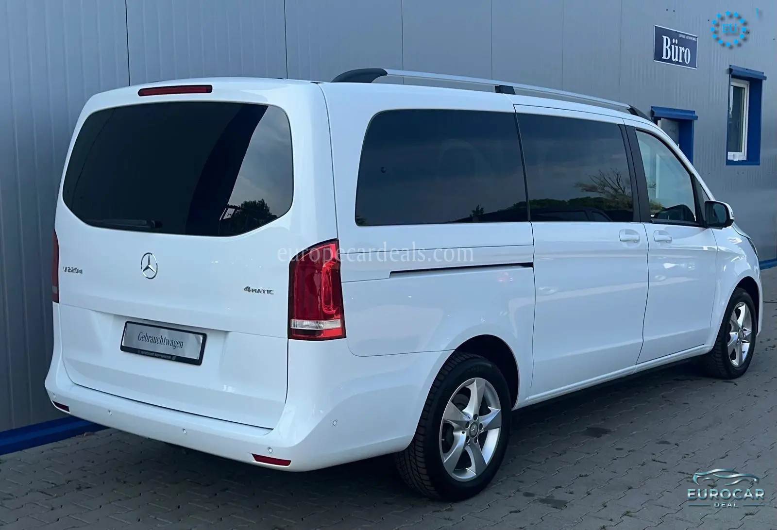 Mercedes-Benz V 220