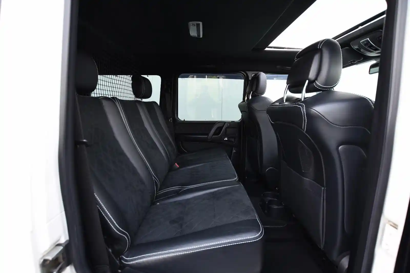 Mercedes-Benz G 500