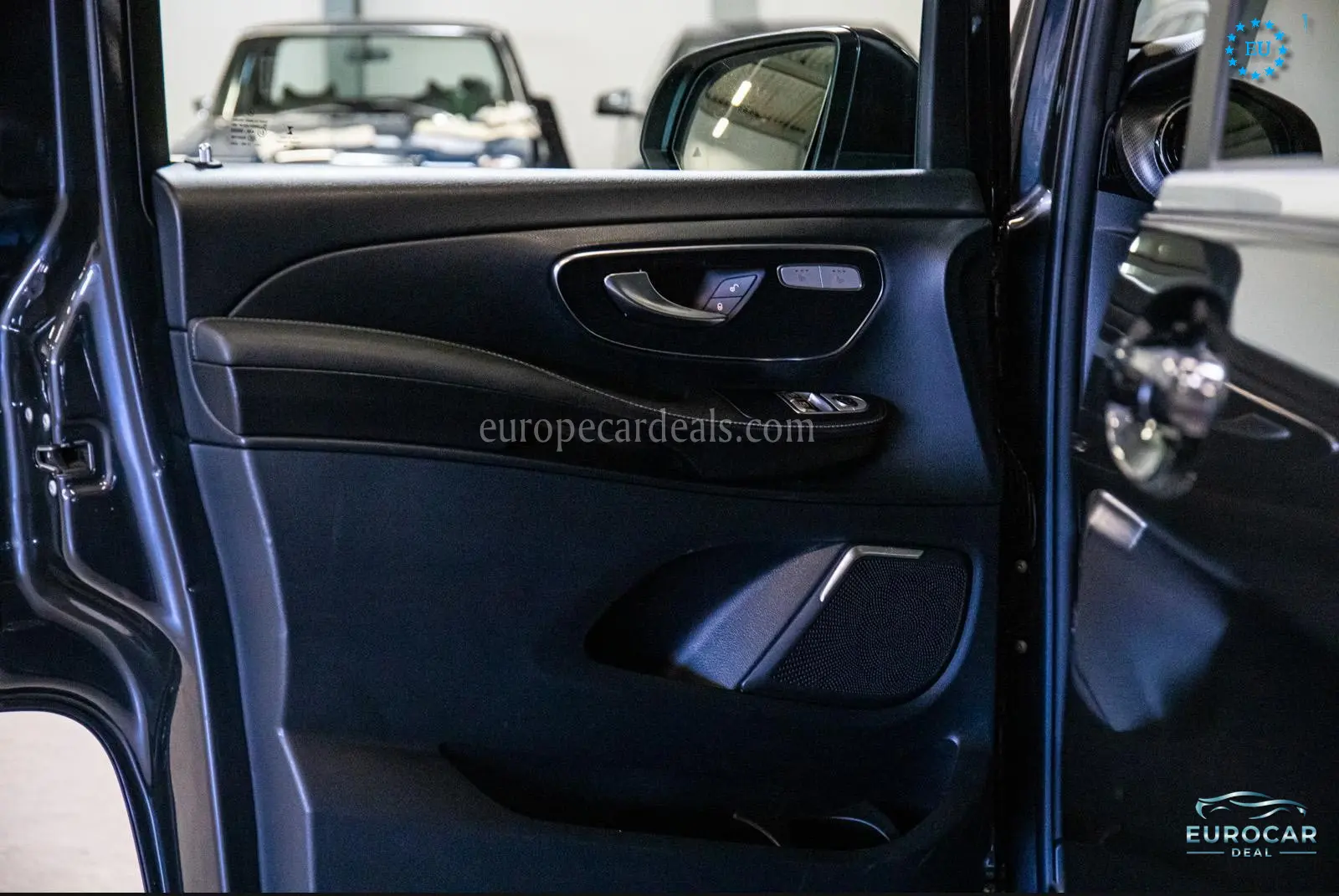 Mercedes-Benz V 220