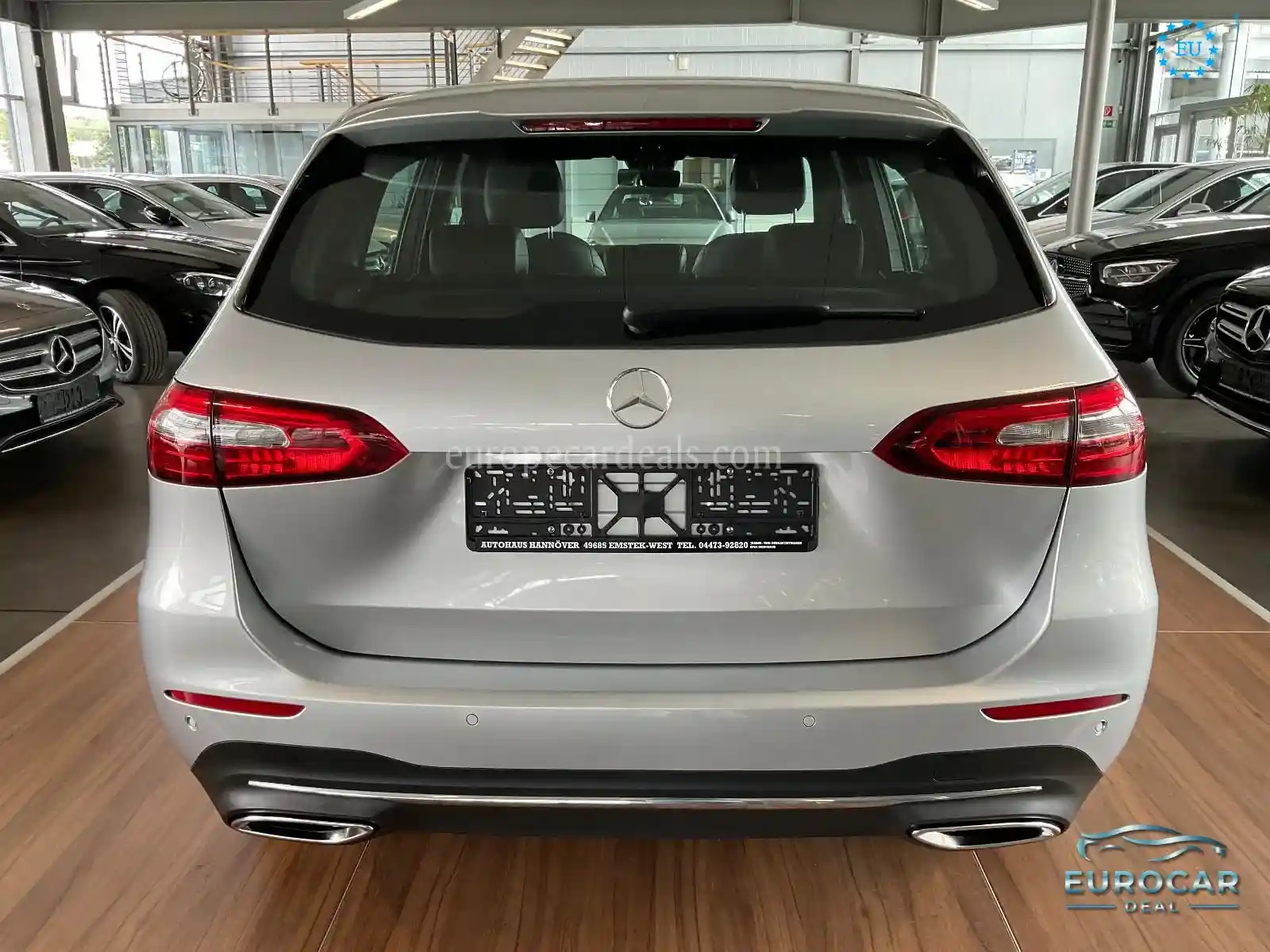 Mercedes-Benz B 180