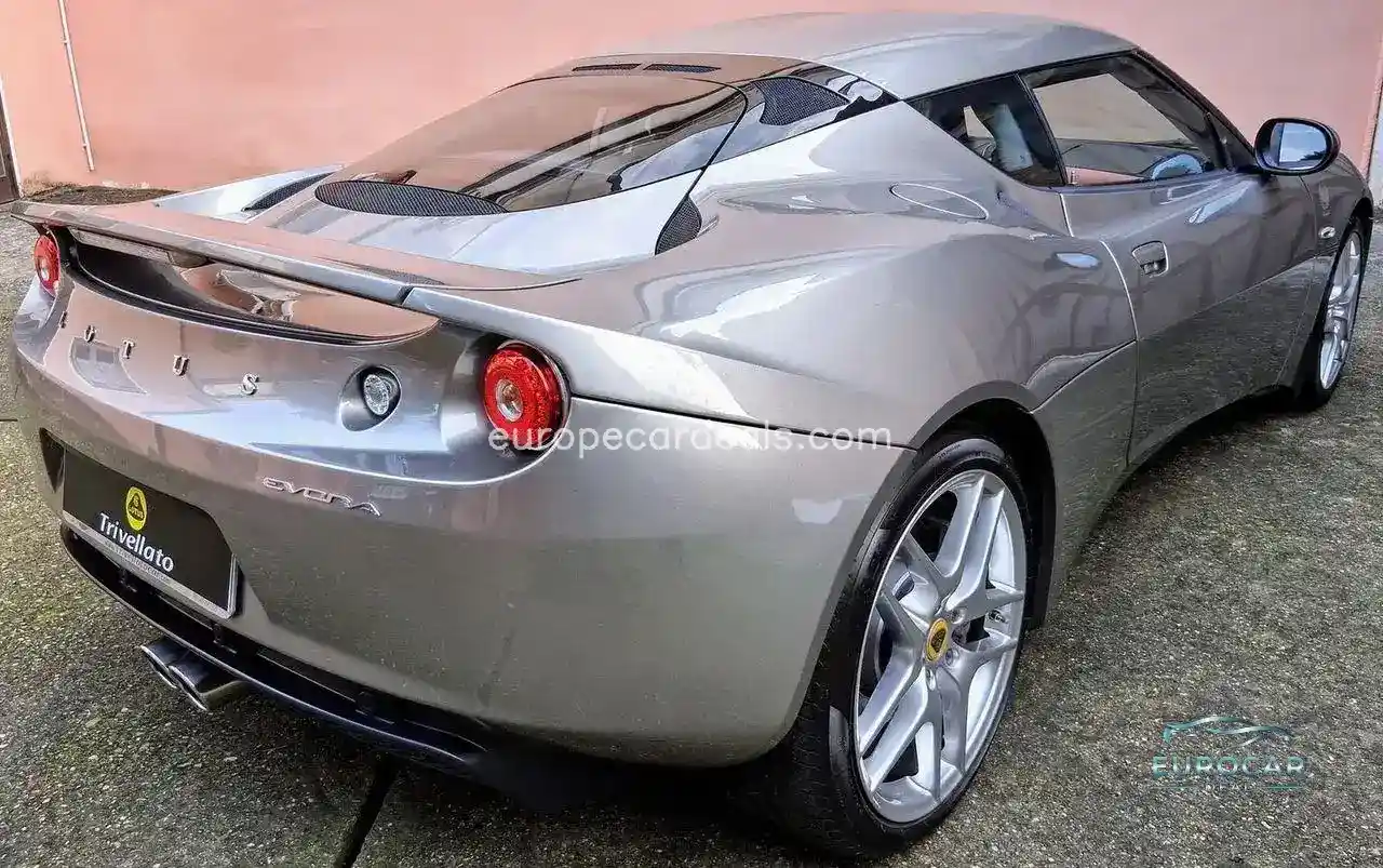 Lotus Evora