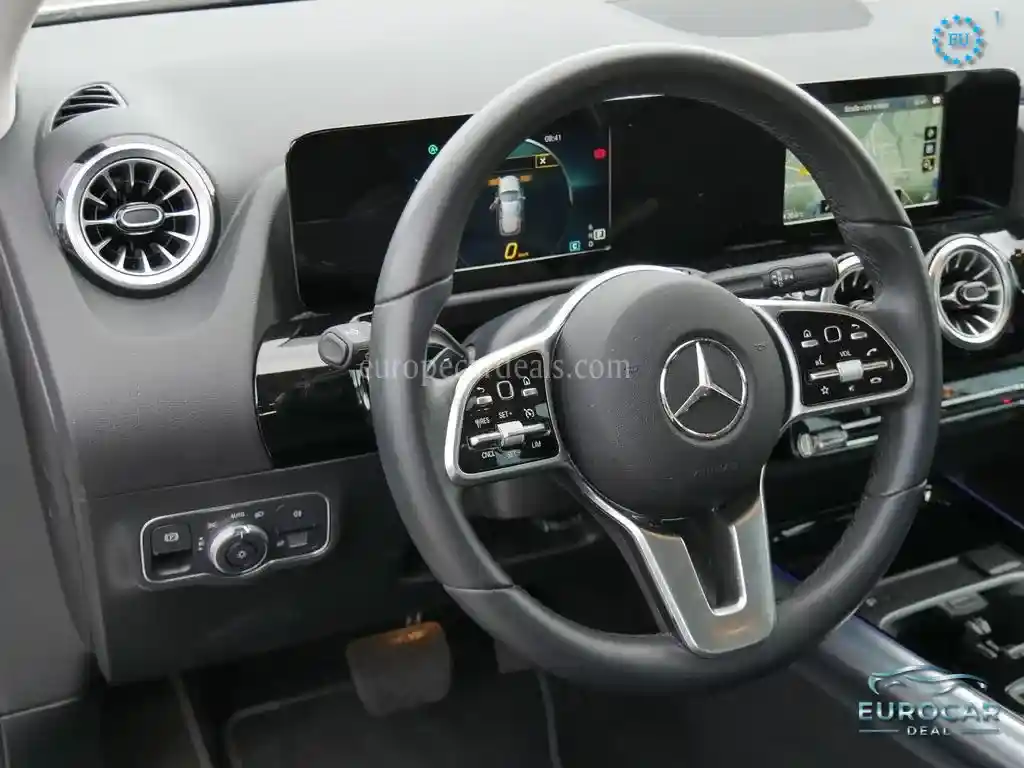 Mercedes-Benz B 220