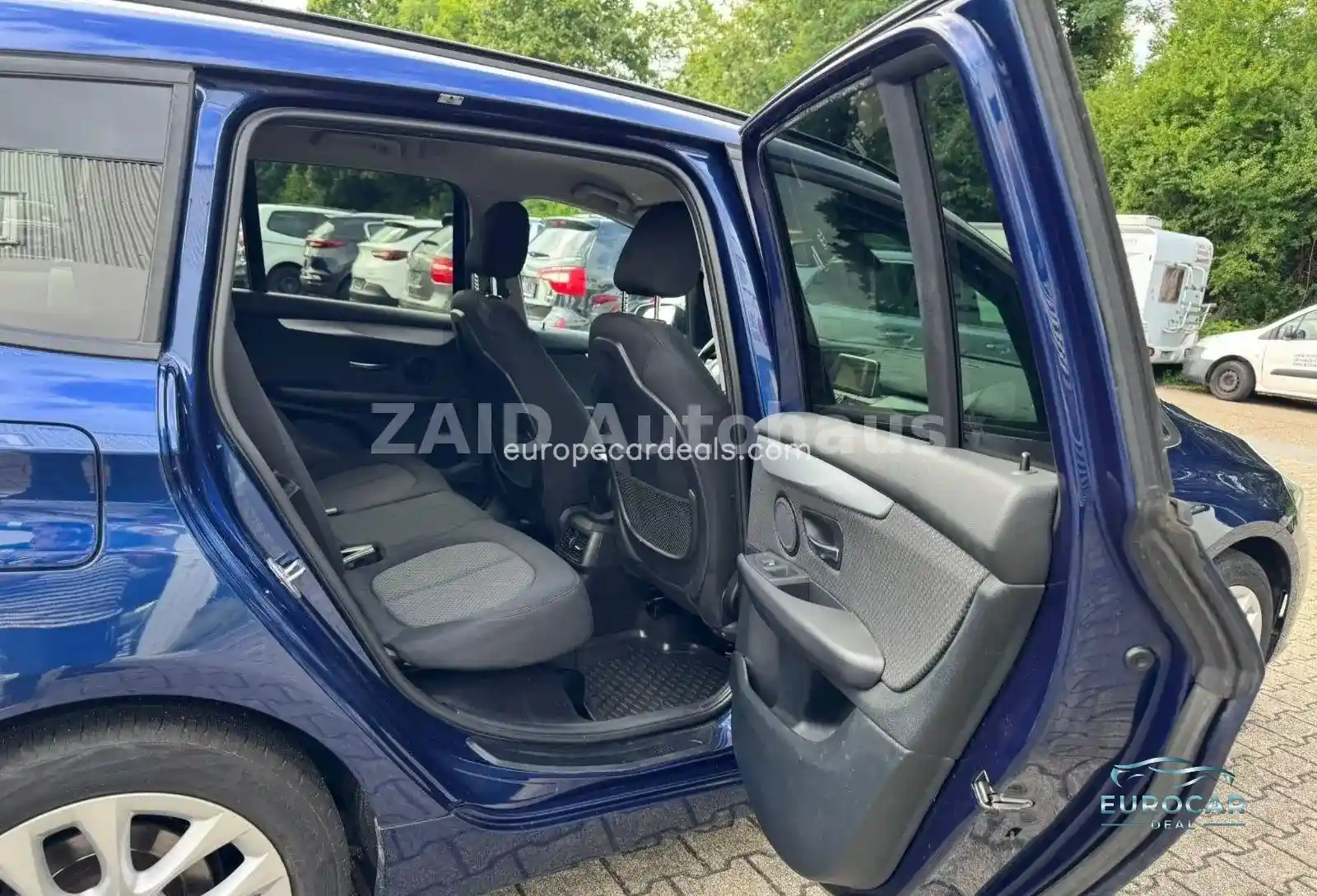 BMW 220