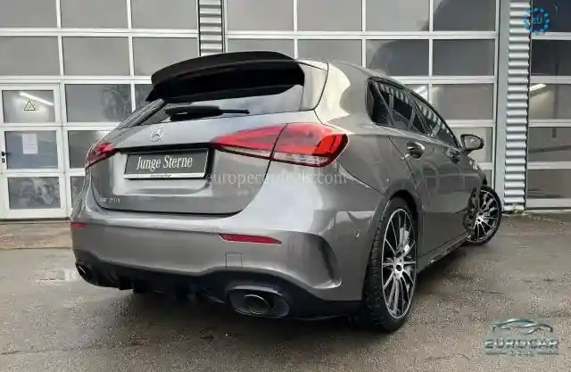 Mercedes-Benz A 35 AMG