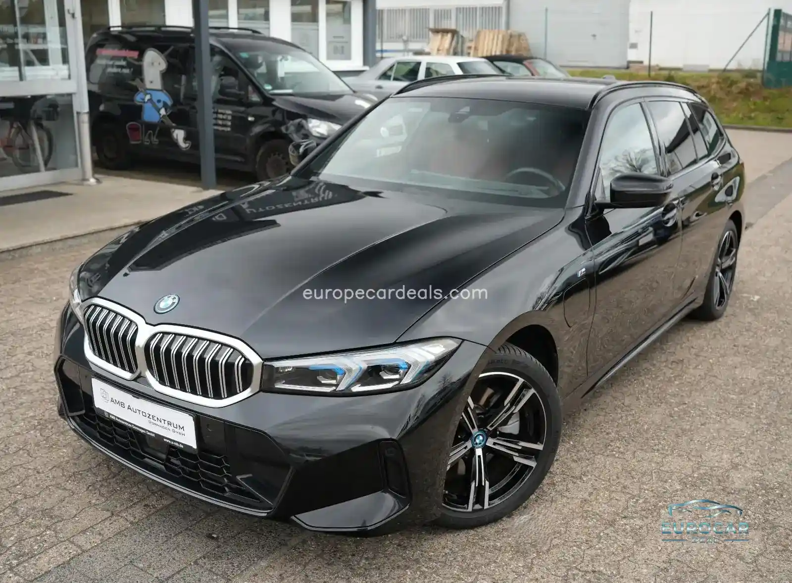 BMW 330