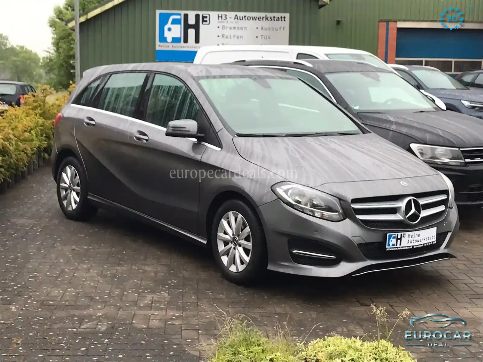 Mercedes-Benz B 180
