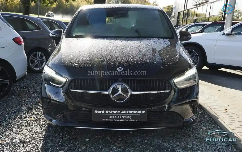 Mercedes-Benz B 200