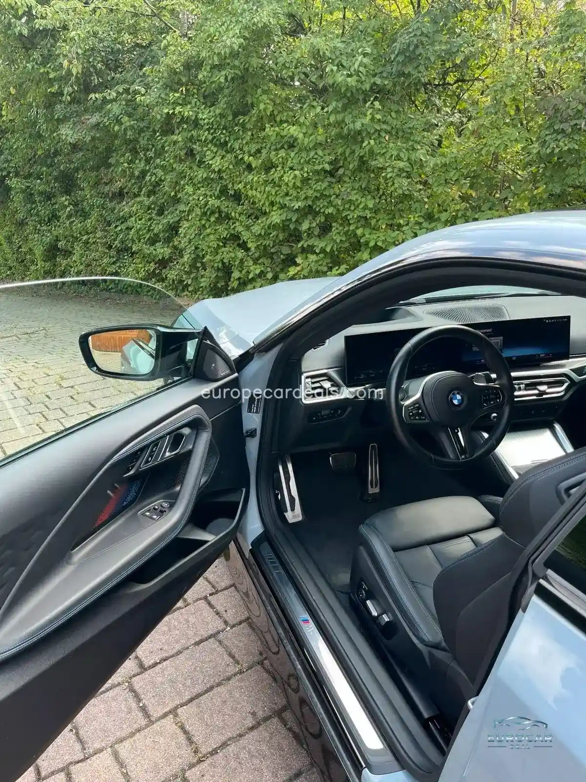 BMW M240i