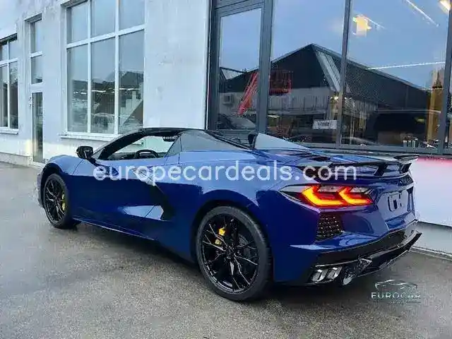Corvette C8
