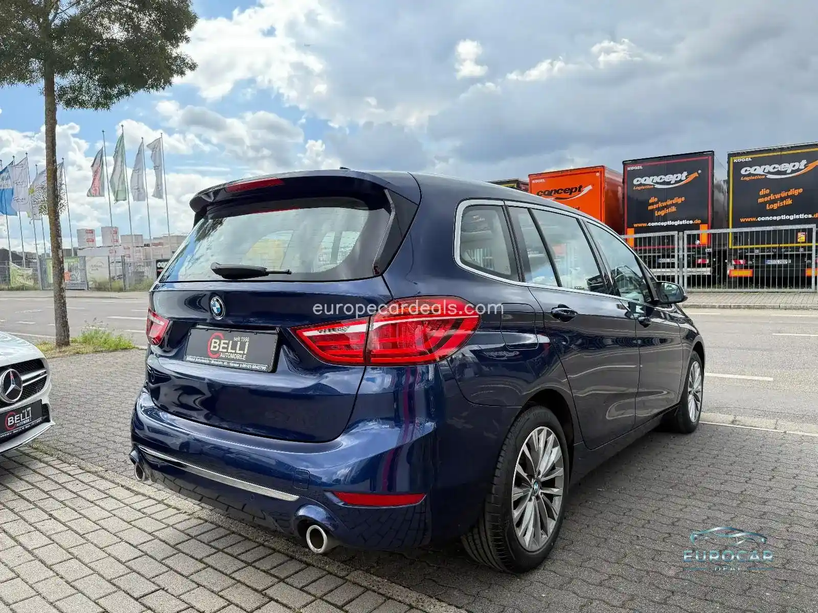 BMW 218