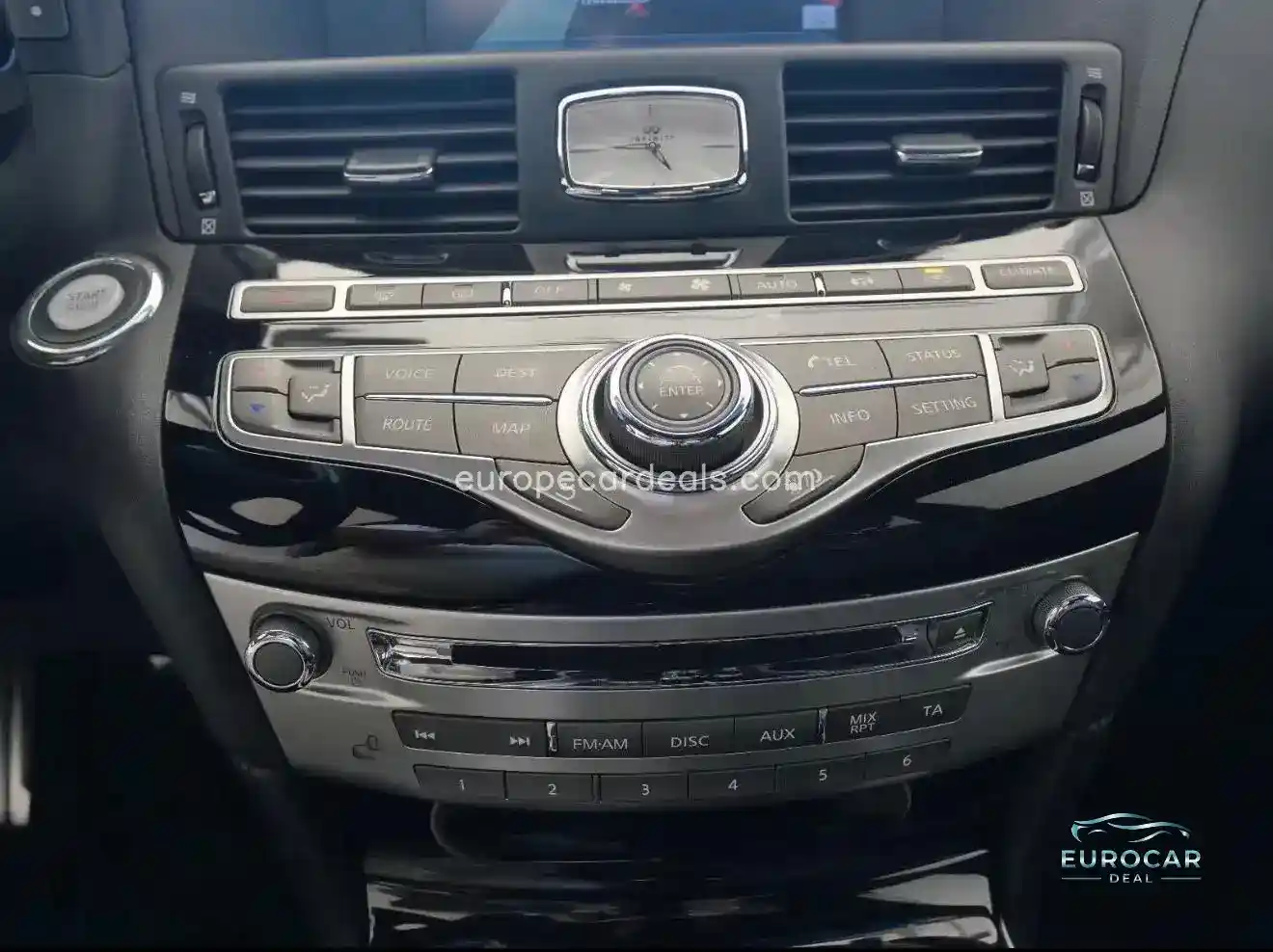 Infiniti Q70