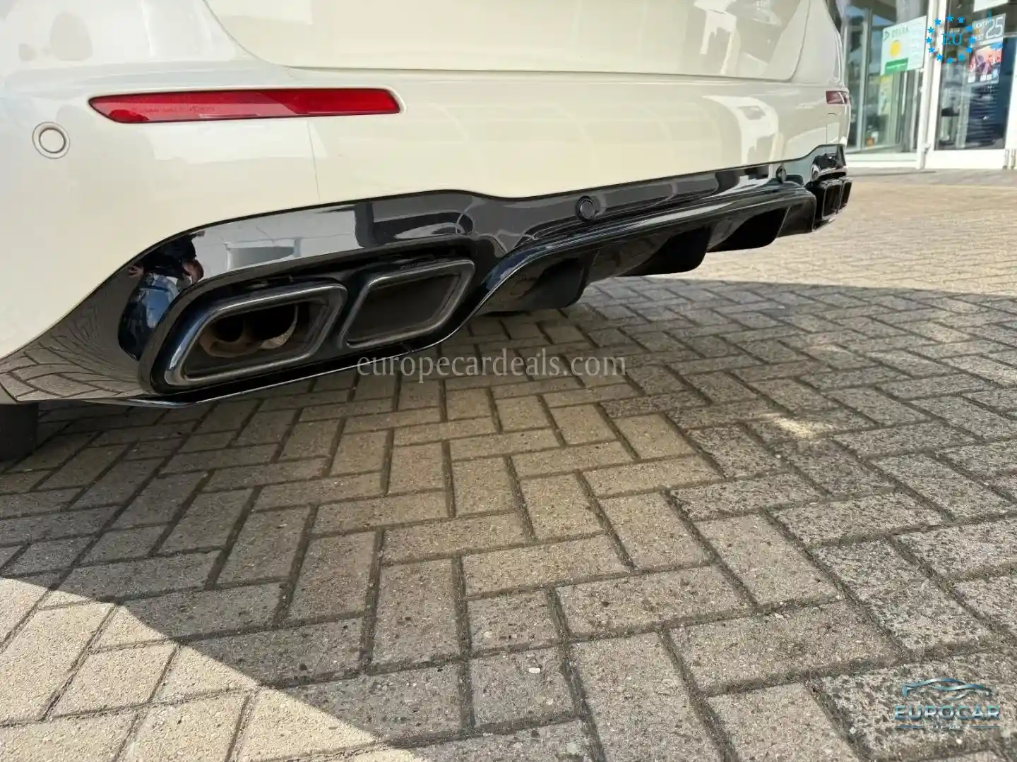 Mercedes-Benz E 63 AMG