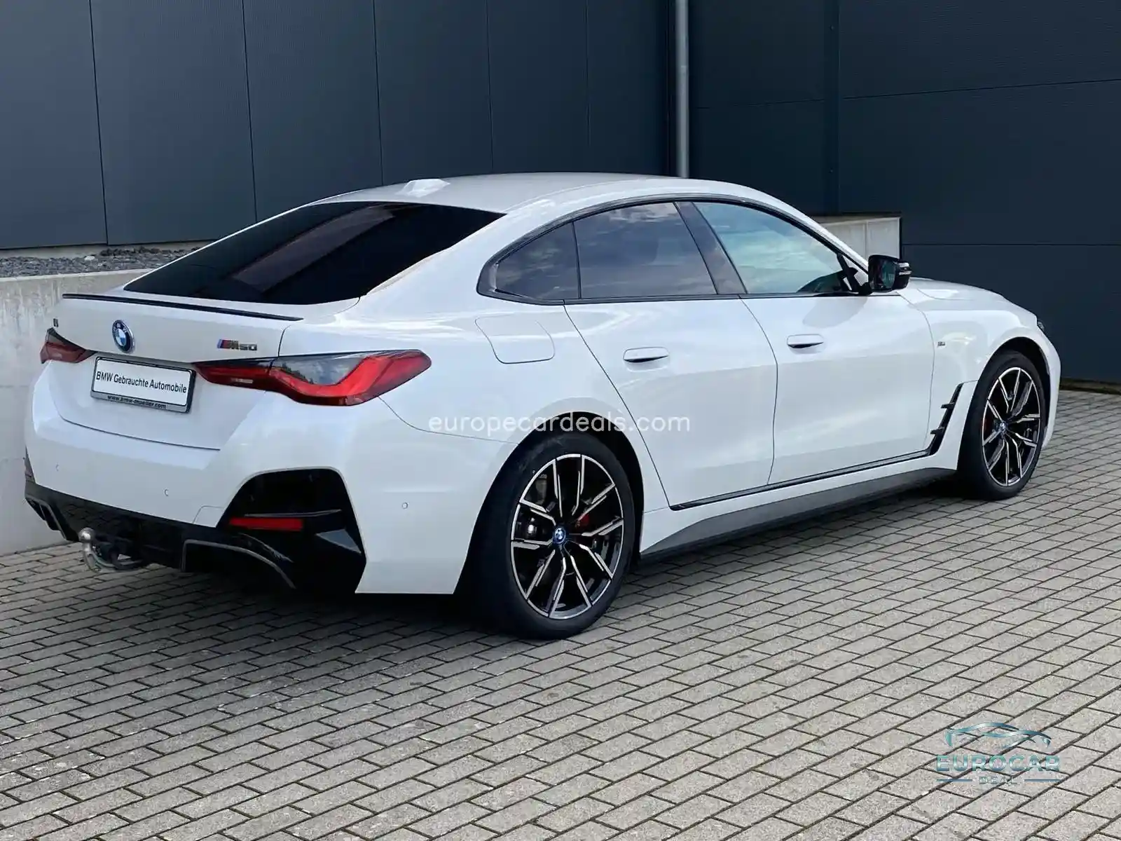 BMW i4