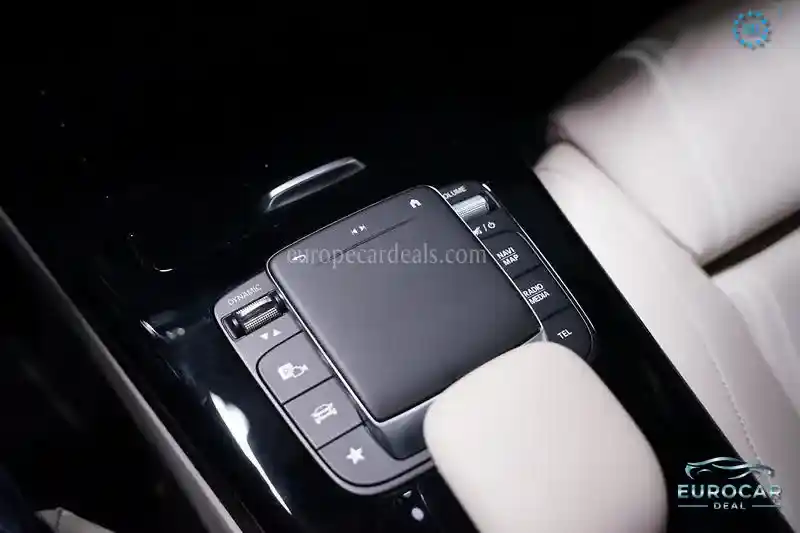 Mercedes-Benz CLA 200 Shooting Brake