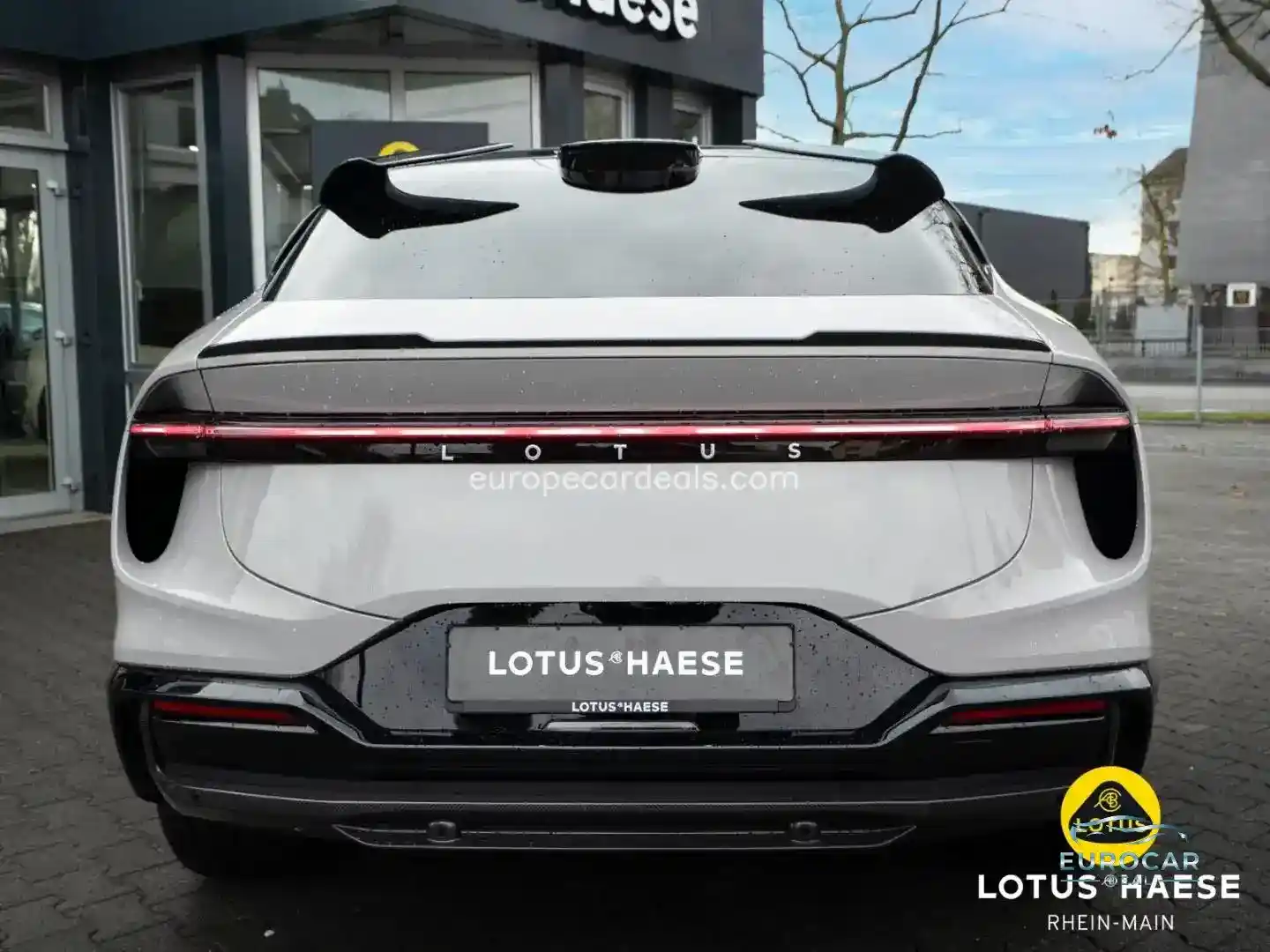 Lotus Eletre