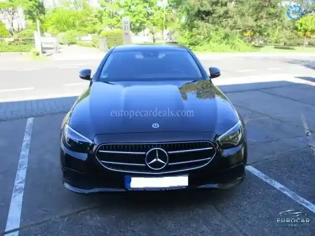 Mercedes-Benz E 300