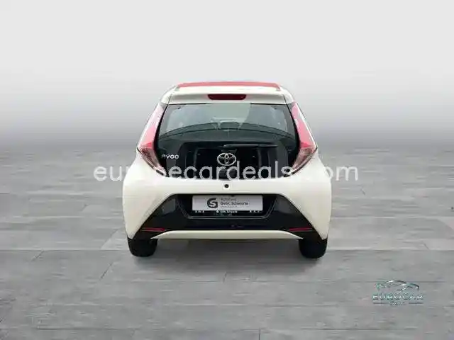 Toyota Aygo (X)