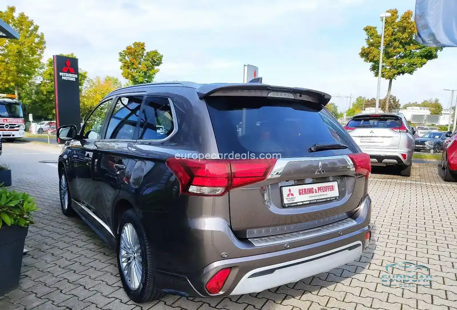 Mitsubishi Plug-in Hybrid Outlander