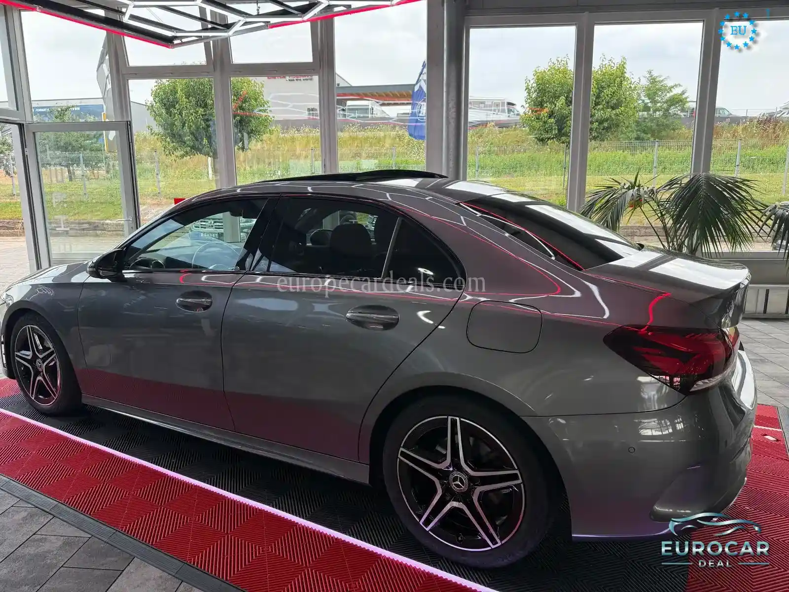 Mercedes-Benz A 220