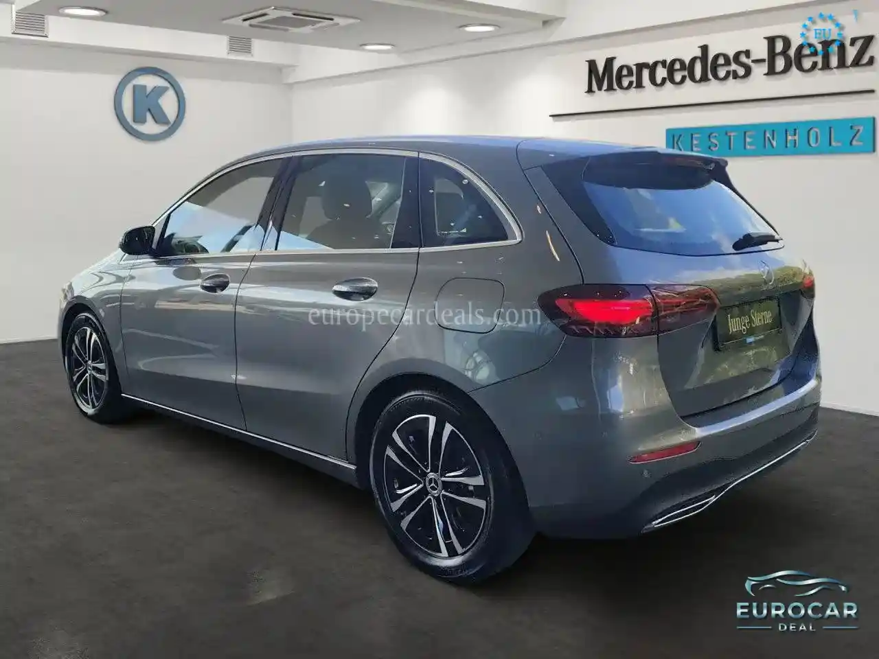 Mercedes-Benz B 180