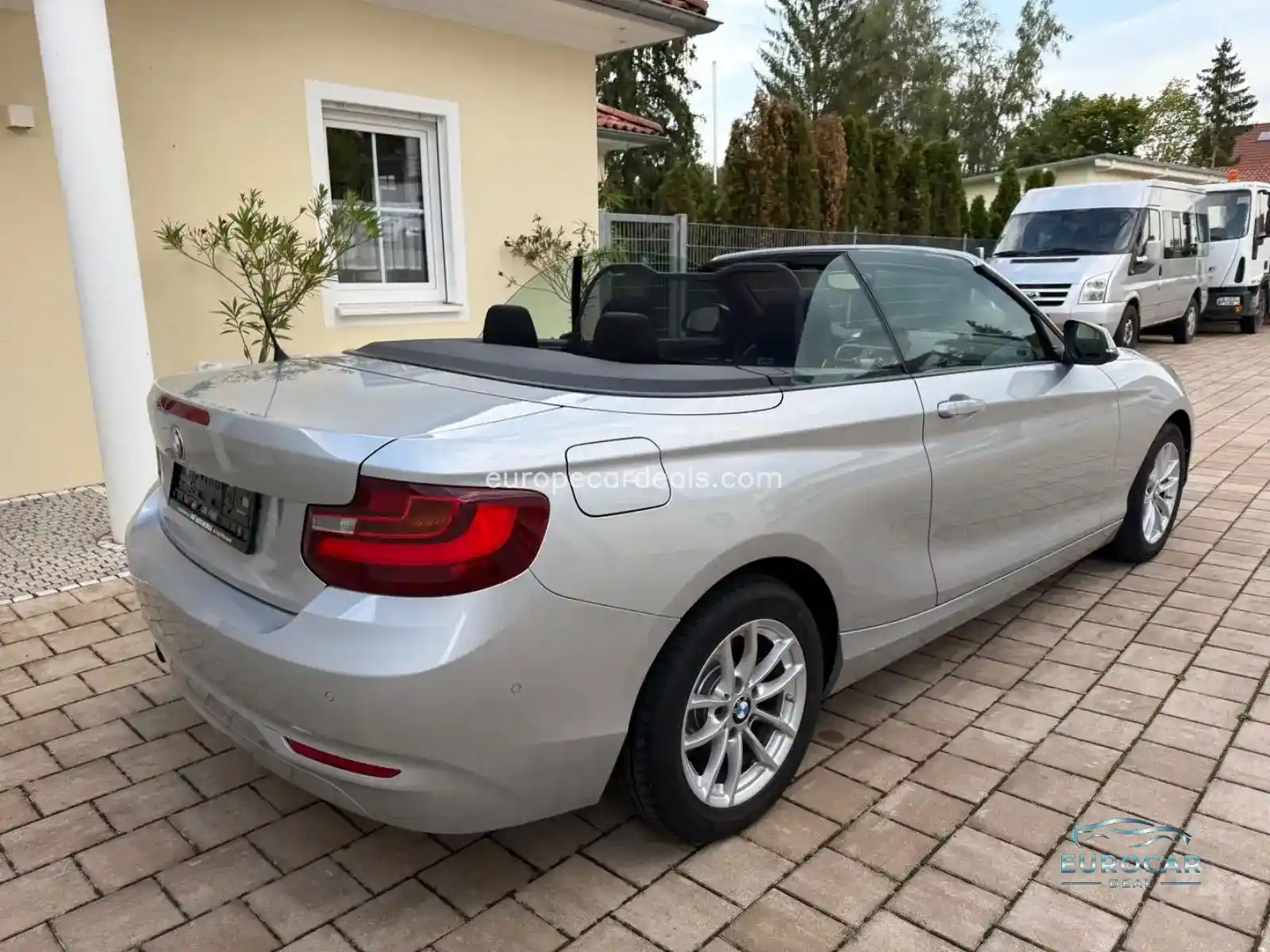 BMW 218