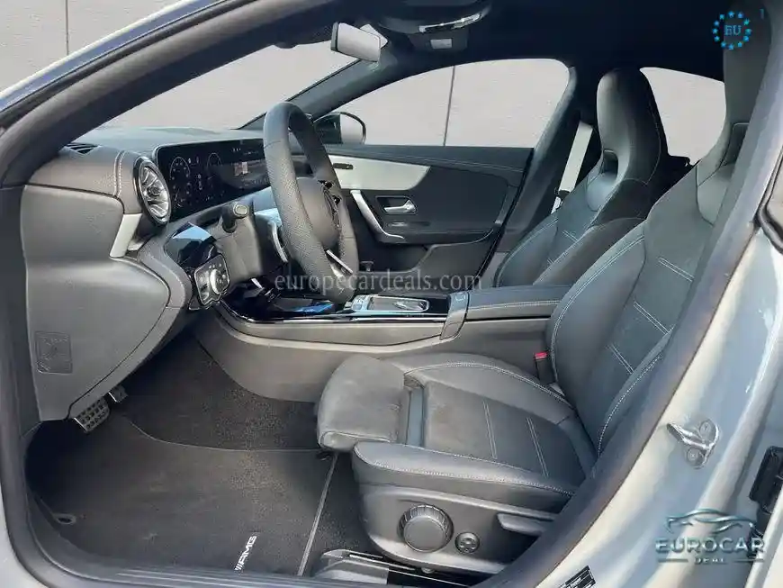 Mercedes-Benz CLA 180