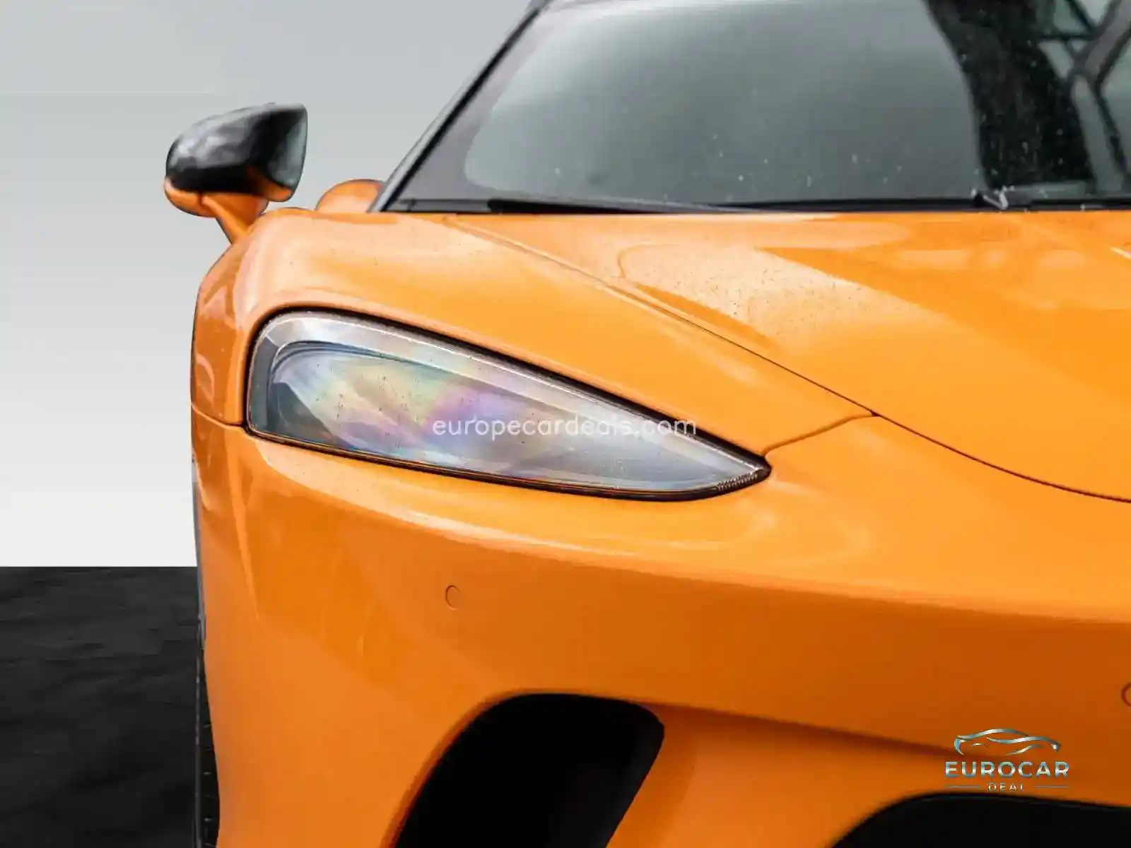 McLaren GT