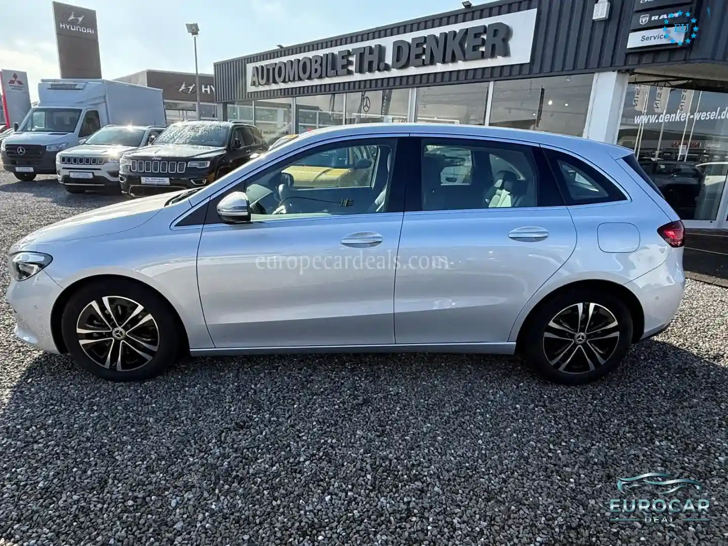 Mercedes-Benz B 200