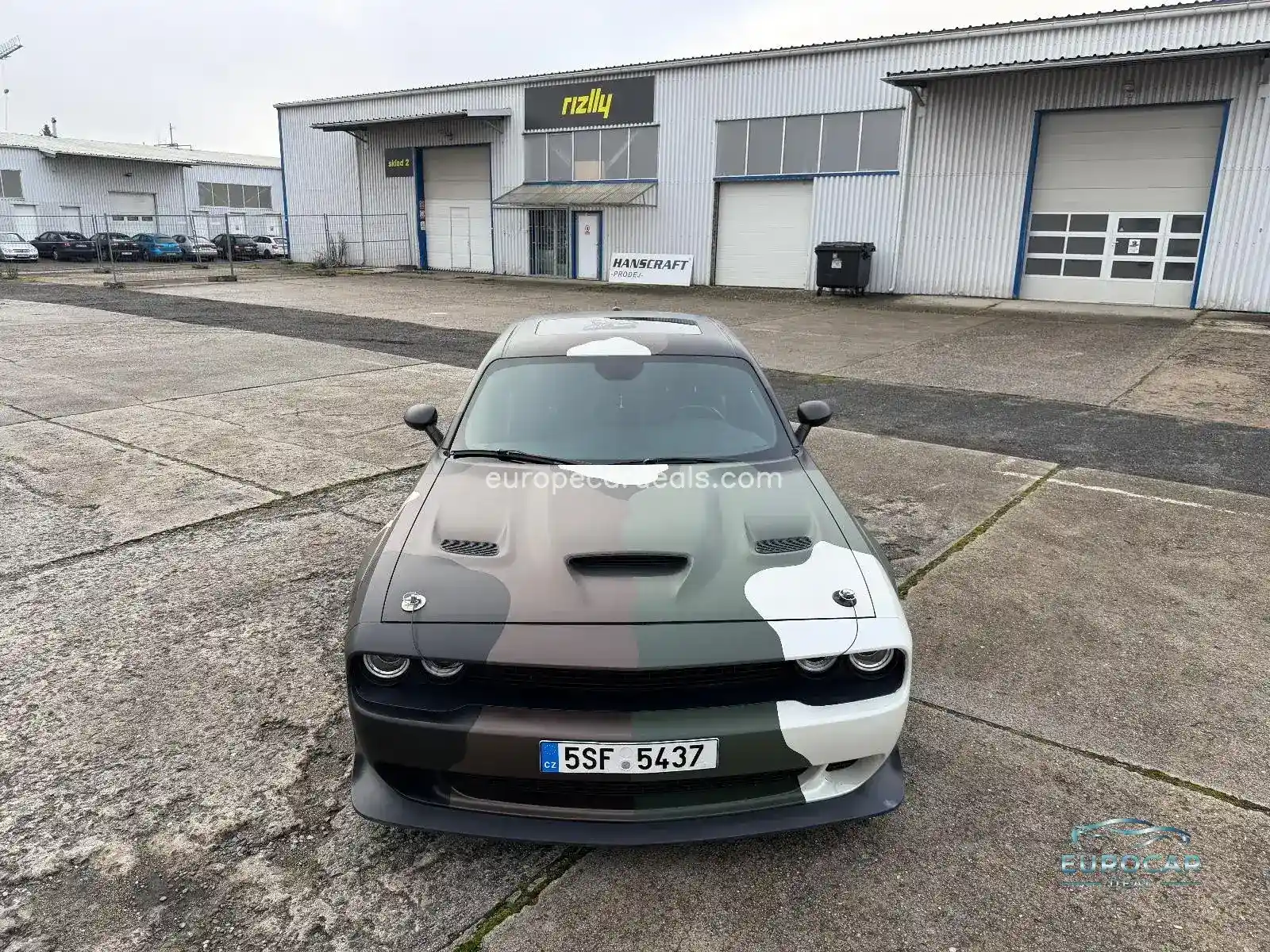 Dodge Challenger