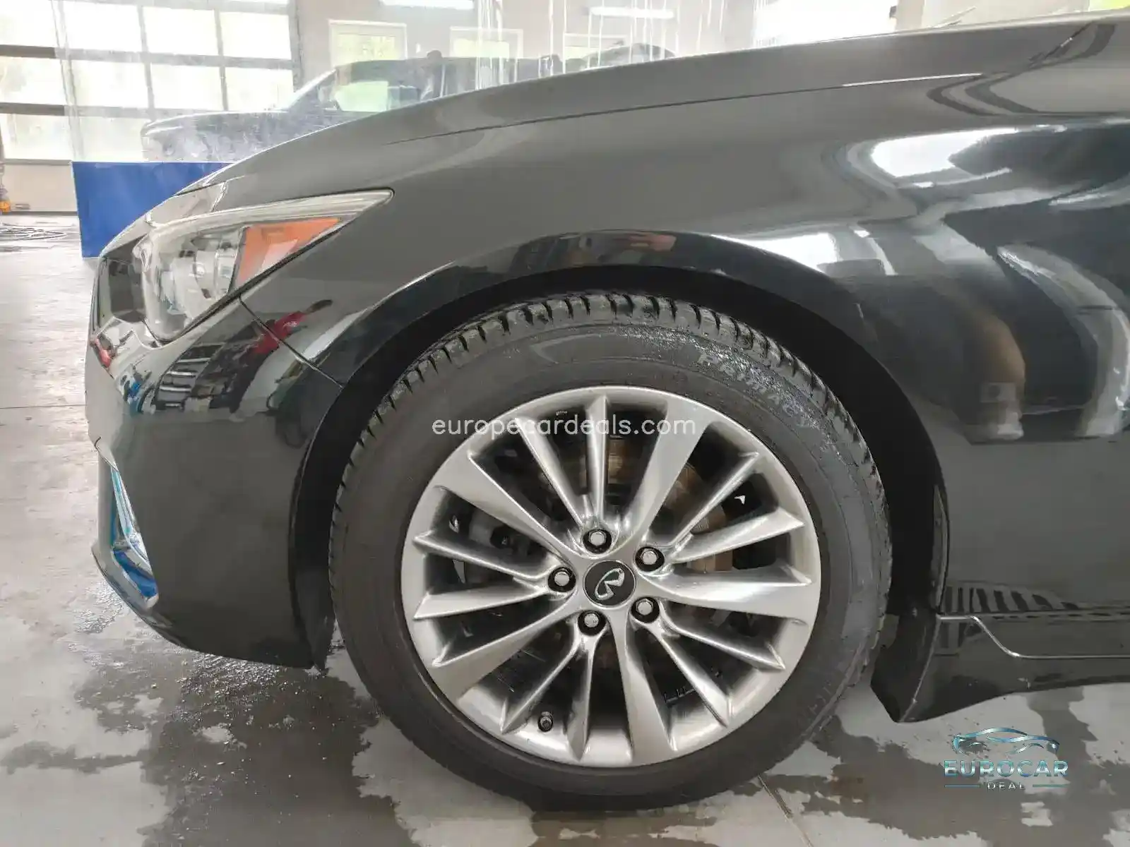 Infiniti Q50