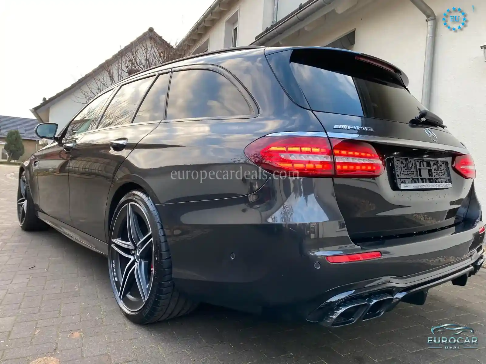 Mercedes-Benz E 63 AMG