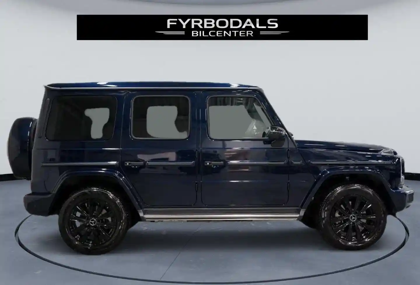 Mercedes-Benz G 500