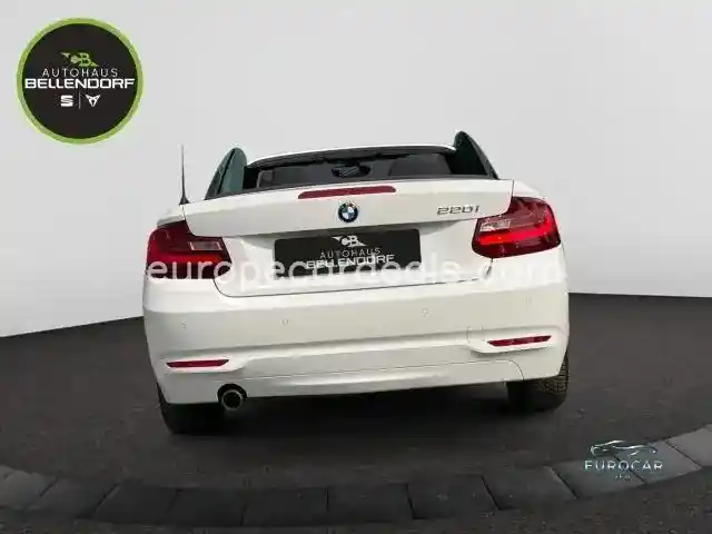 BMW 220