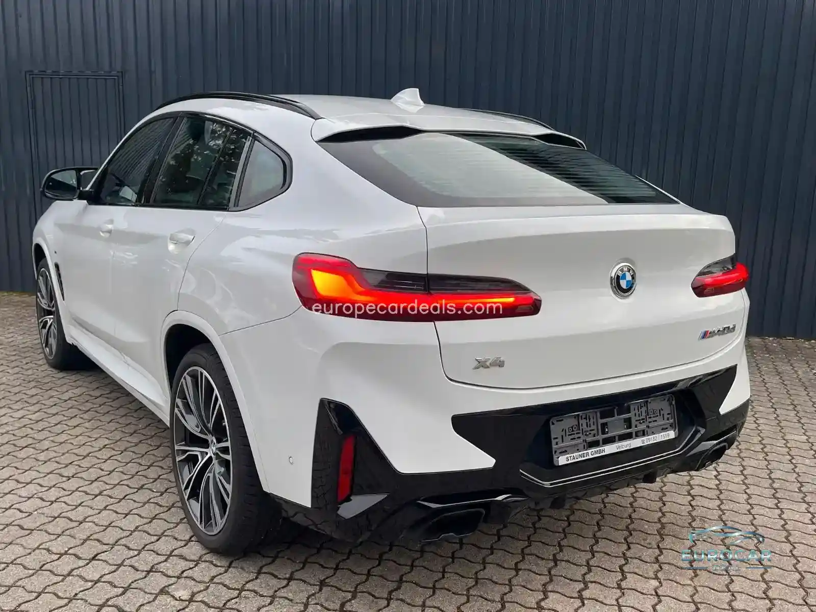 BMW X4 M40