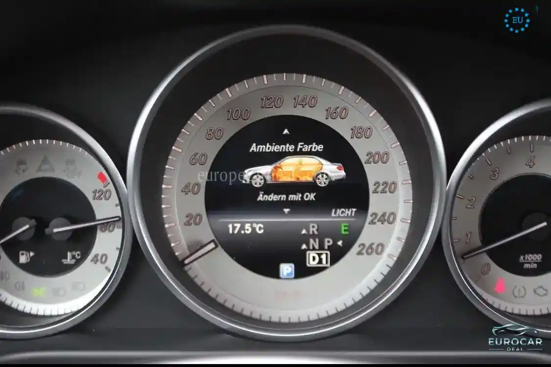 Mercedes-Benz E 200