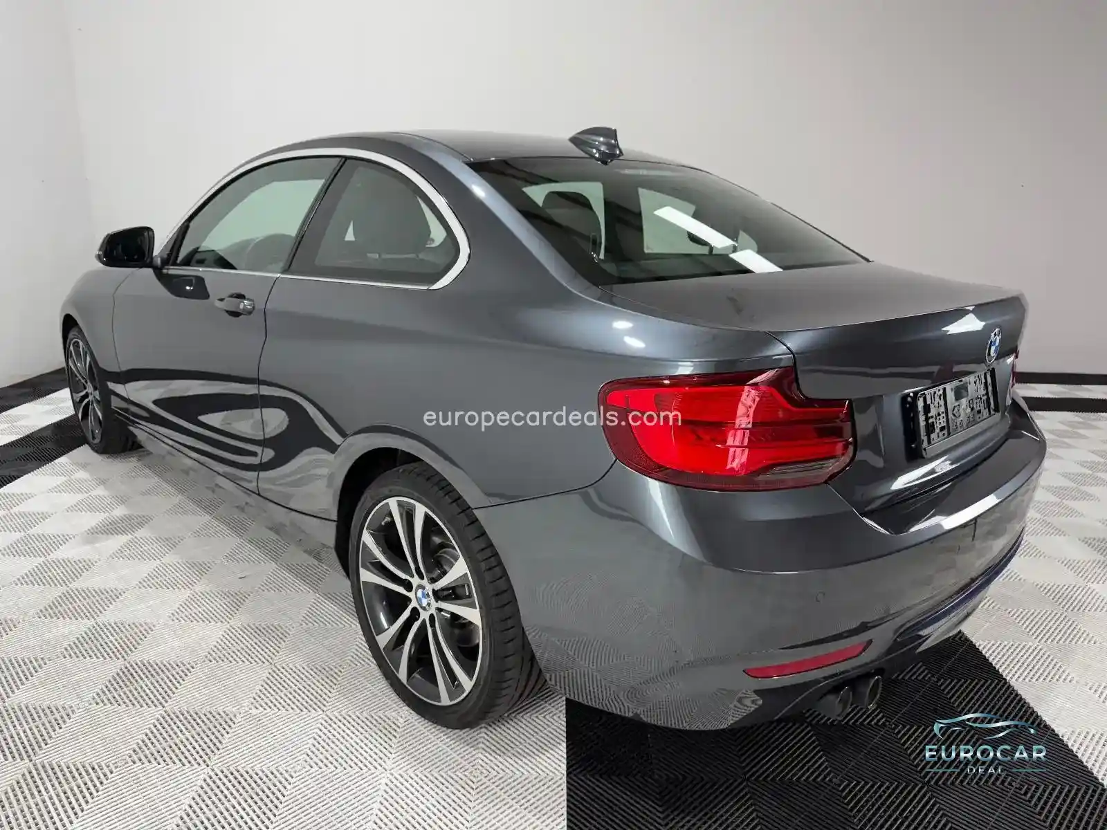 BMW 220