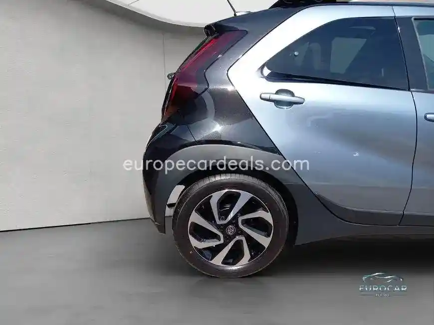 Toyota Aygo (X)