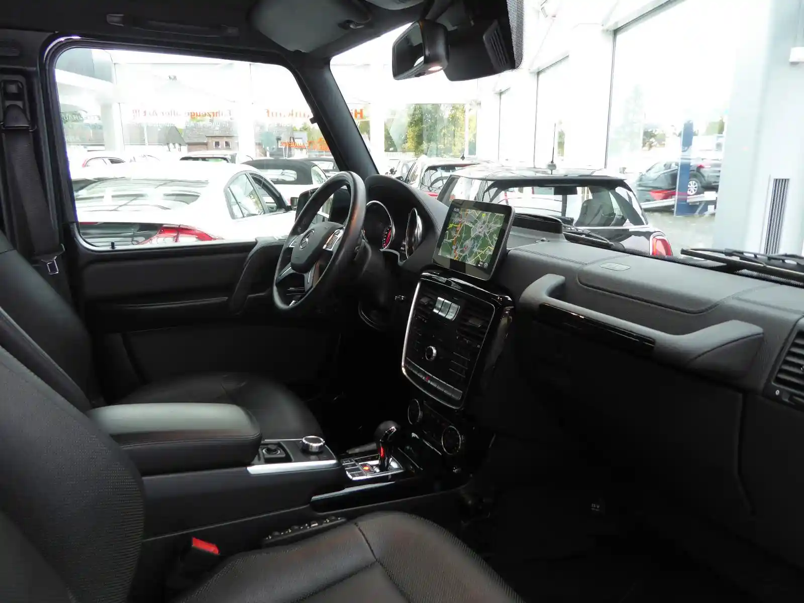 Mercedes-Benz G 500