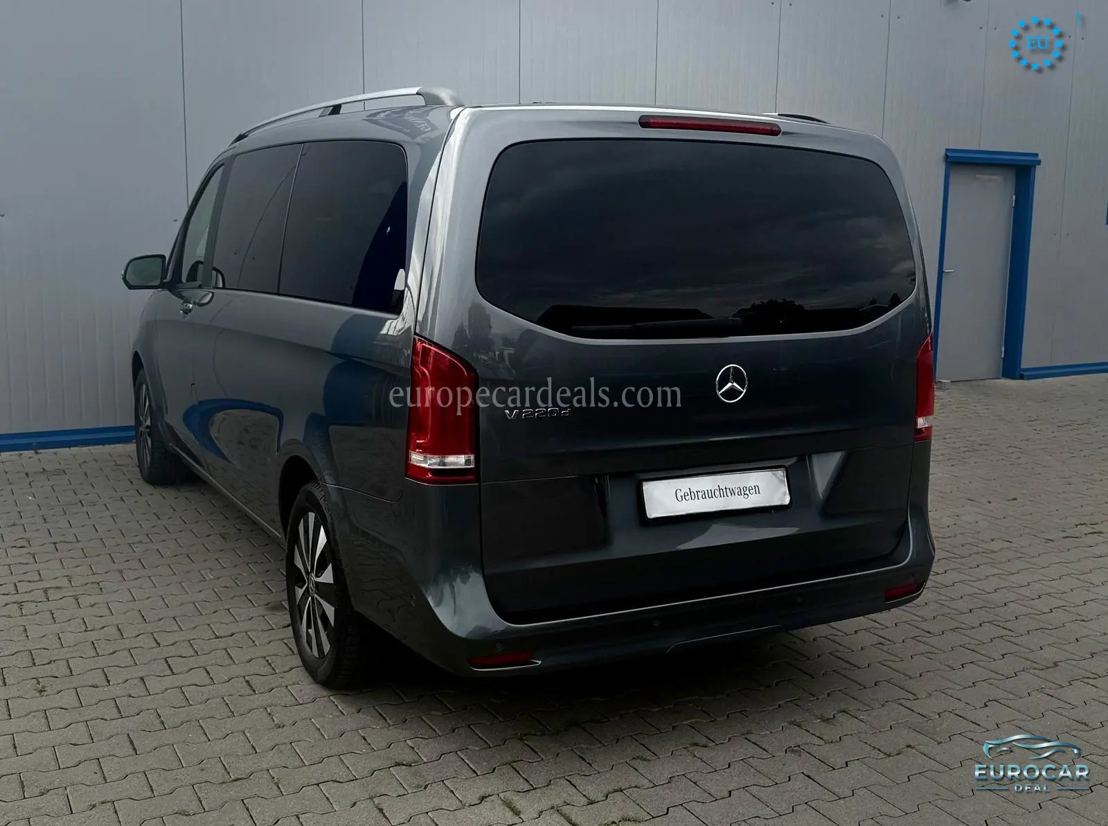 Mercedes-Benz V 220