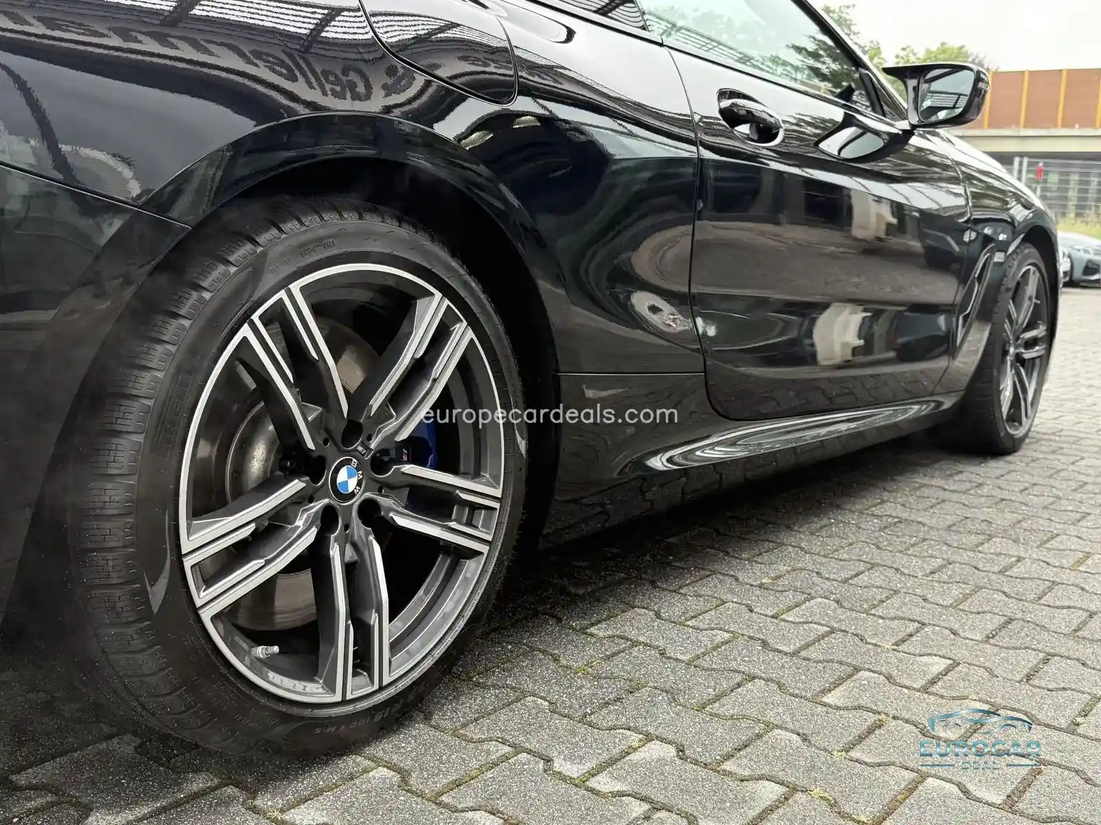 BMW M850