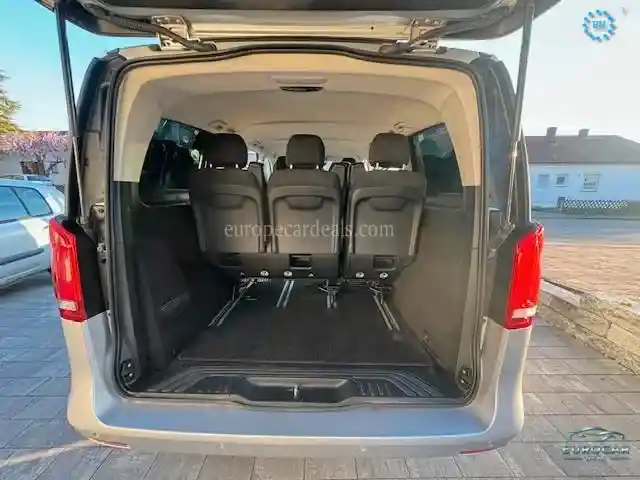 Mercedes-Benz V 250