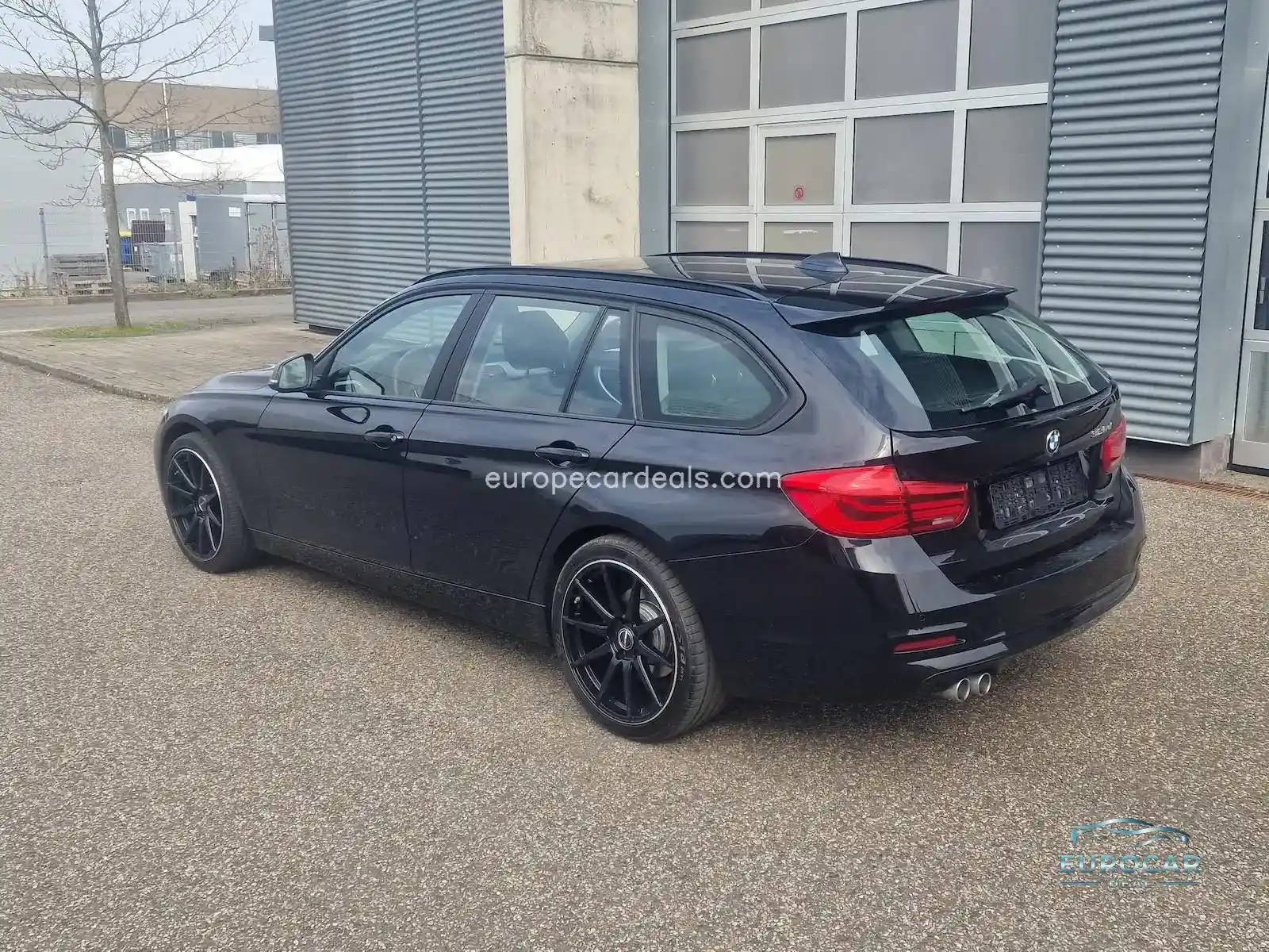BMW 320