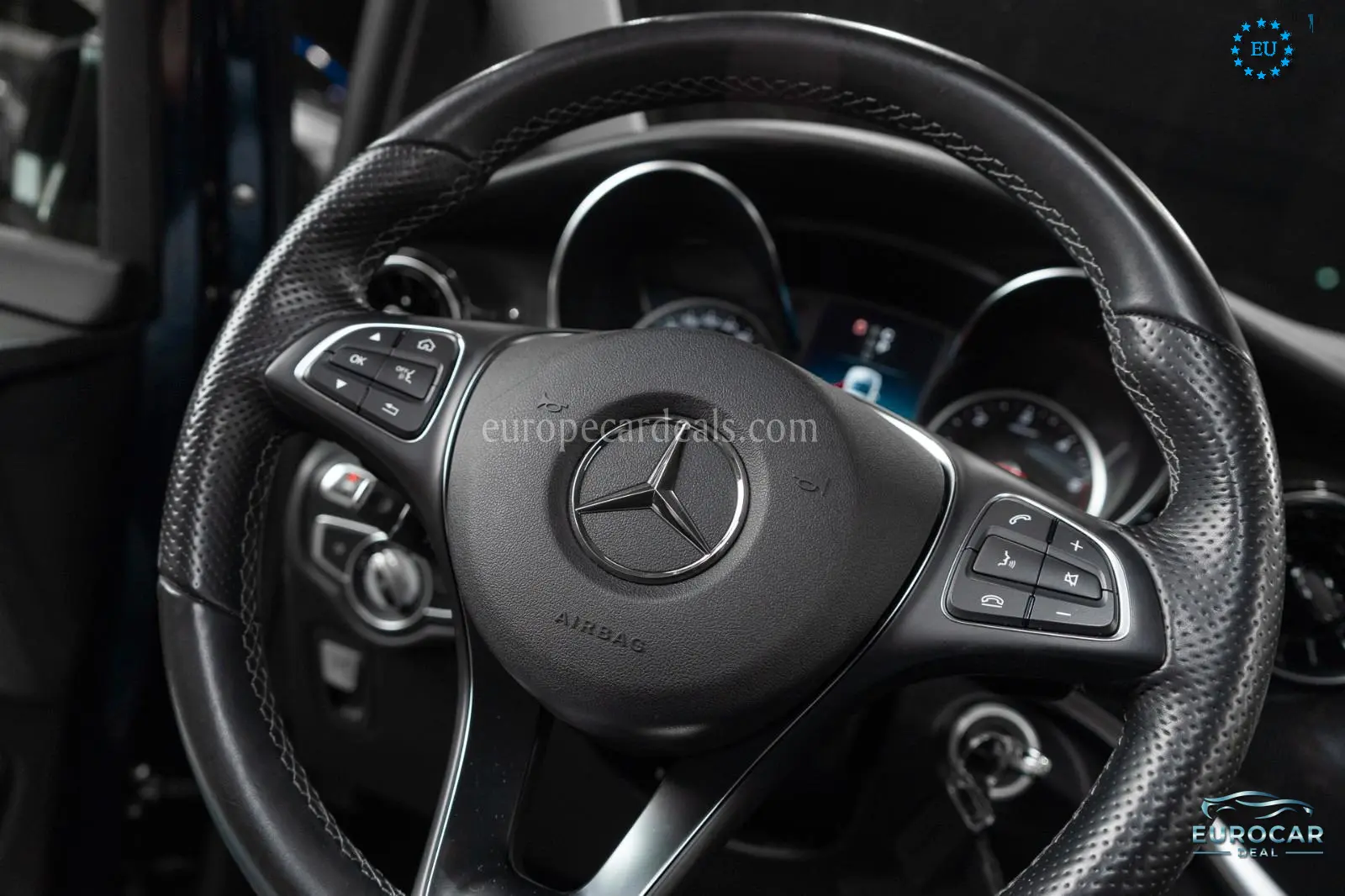 Mercedes-Benz V 220