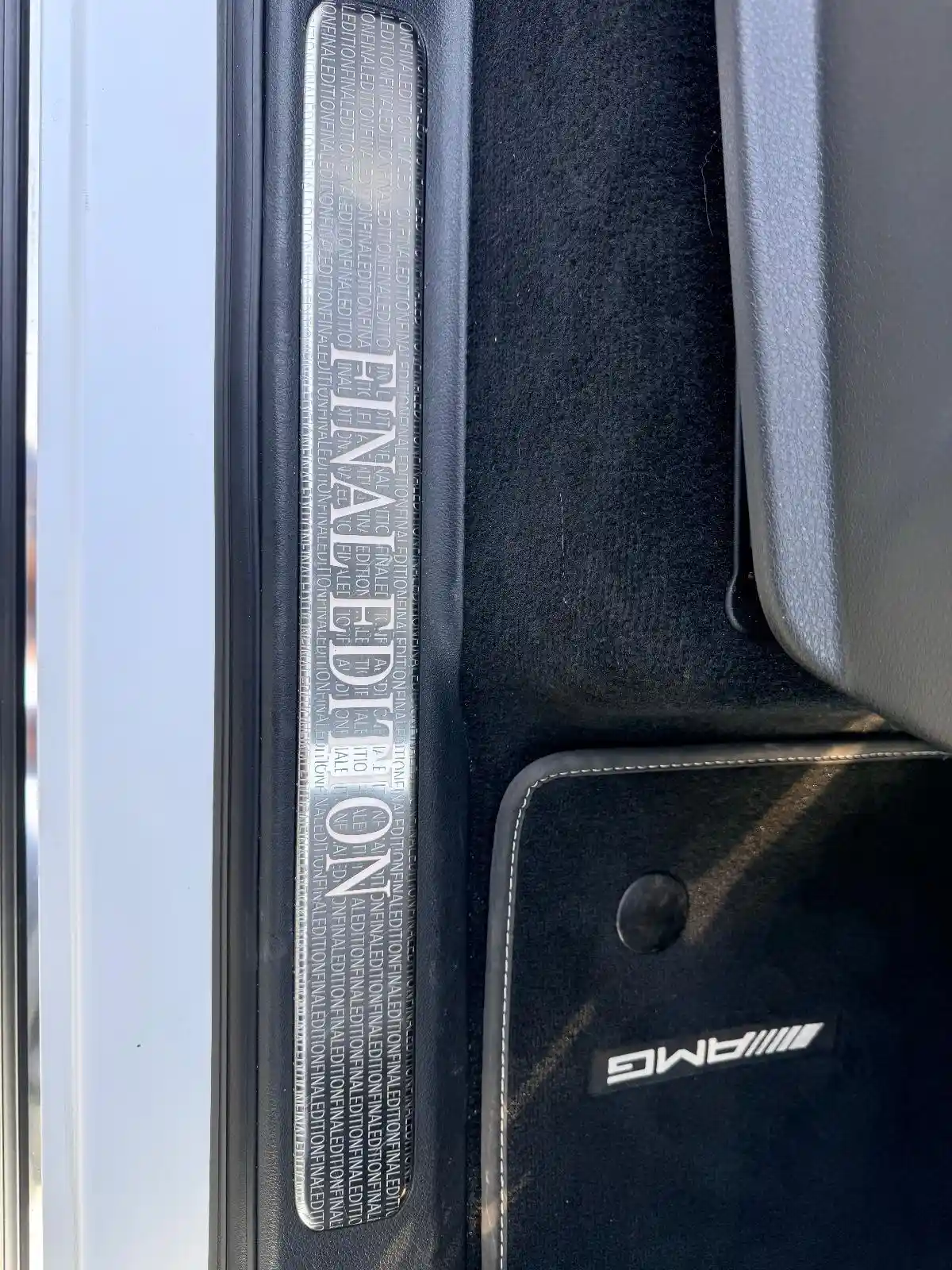 Mercedes-Benz G 500